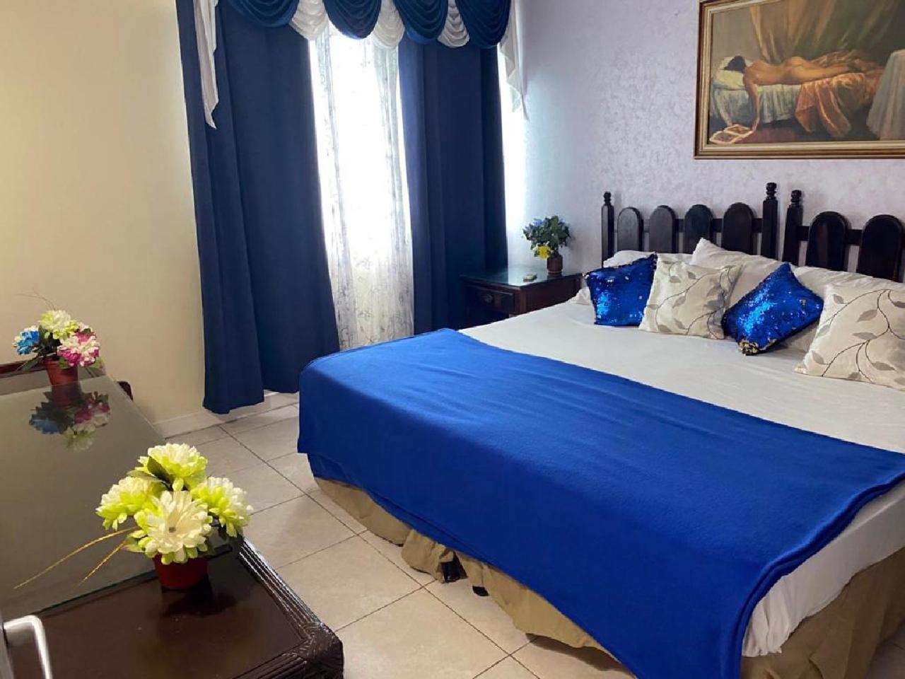 Beach-Side Condos At Turtle Beach Towers أوشو ريوس الغرفة الصورة